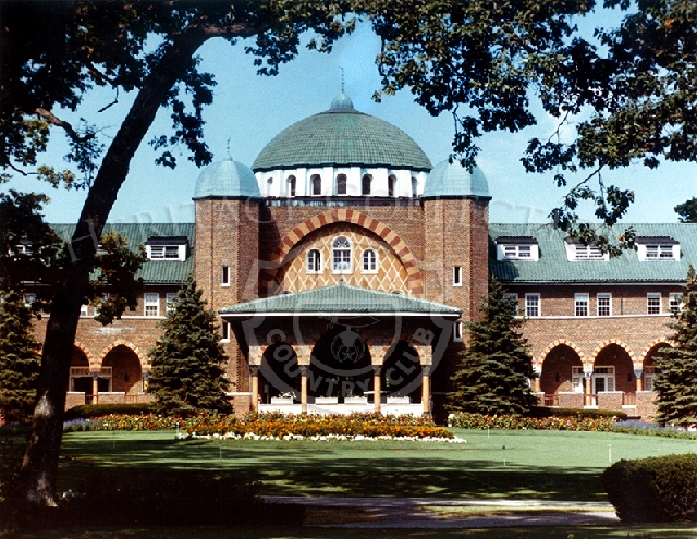 Front view of Medinah Country Club clubhouse main entrance.