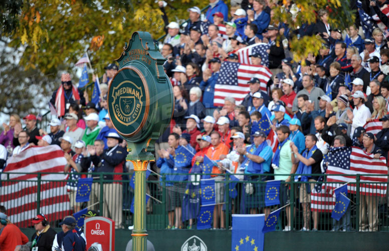Crowd cheering at the 1st tee during the Ryder Cup.